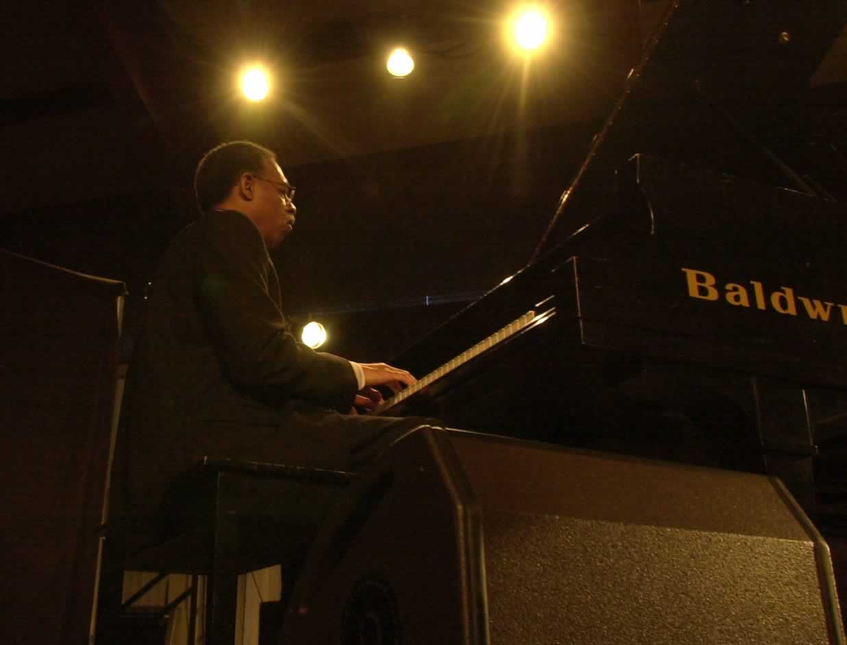billy foster at the piano